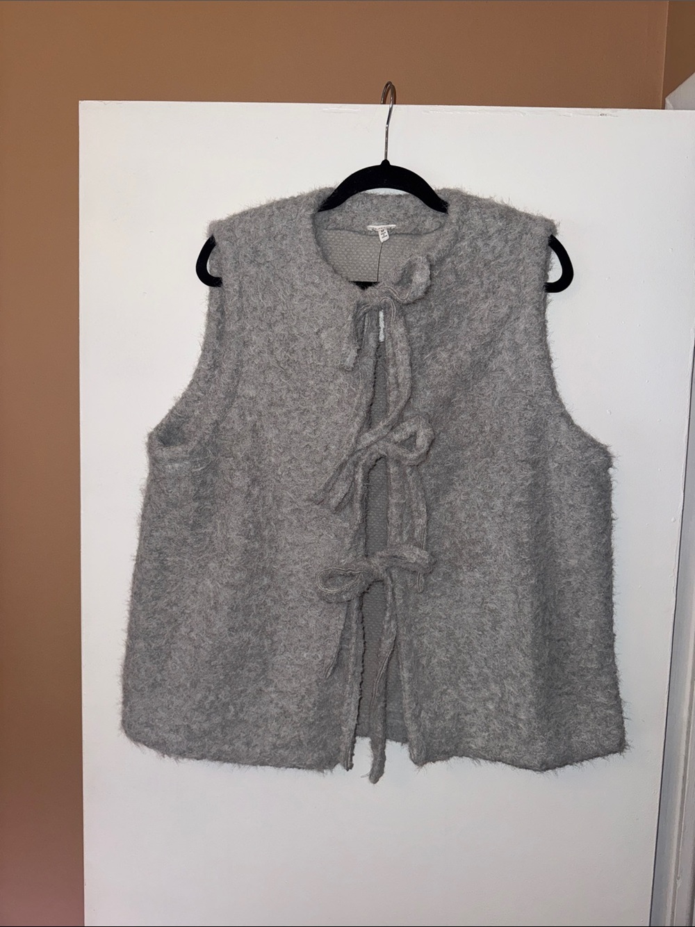 En Crème Soft Gray Fuzzy Tie-Front Vest